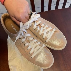 Trask sneakers ❤️